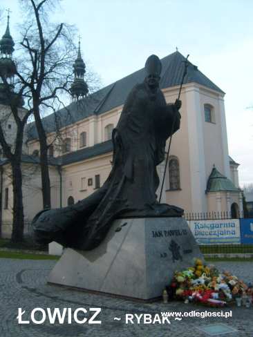 Pomnik Jana Pawła II - Rybak - Łowicz