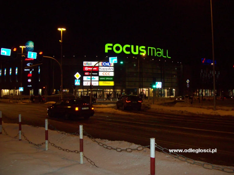 Focus Piotrków Trybunalski Media Markt Centrum handlowe FOCUS-MALL nocą - Piotrków Trybunalski. Zdjęcie nr 378