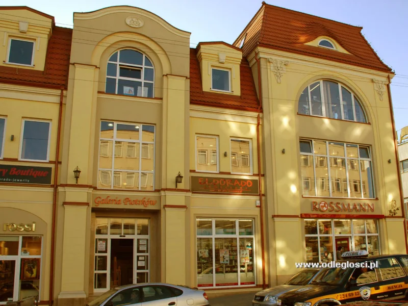 Instytut Studiów Podyplomowych Piotrków Trybunalski Galeria Piotrków - Piotrków Trybunalski. Zdjęcie nr 334 / 417