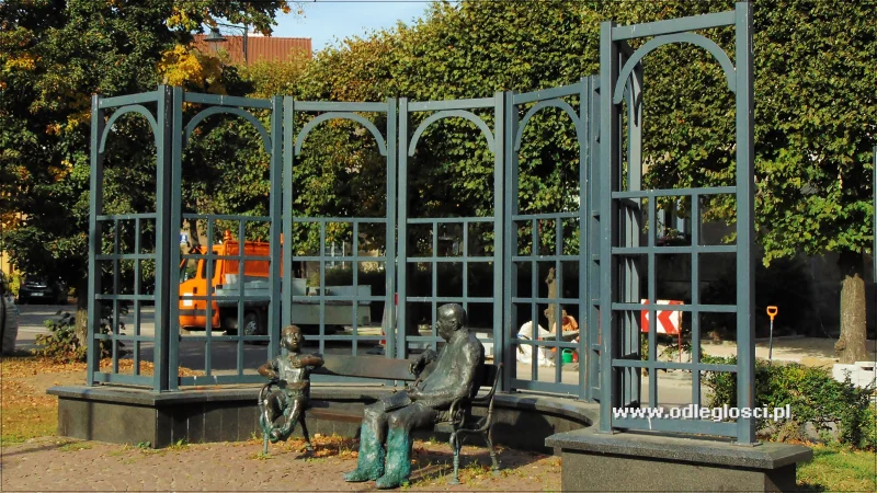 Ławeczka Oskara - Plac Wybickiego - Gdańsk. Zdjęcie nr 1272 / 3698